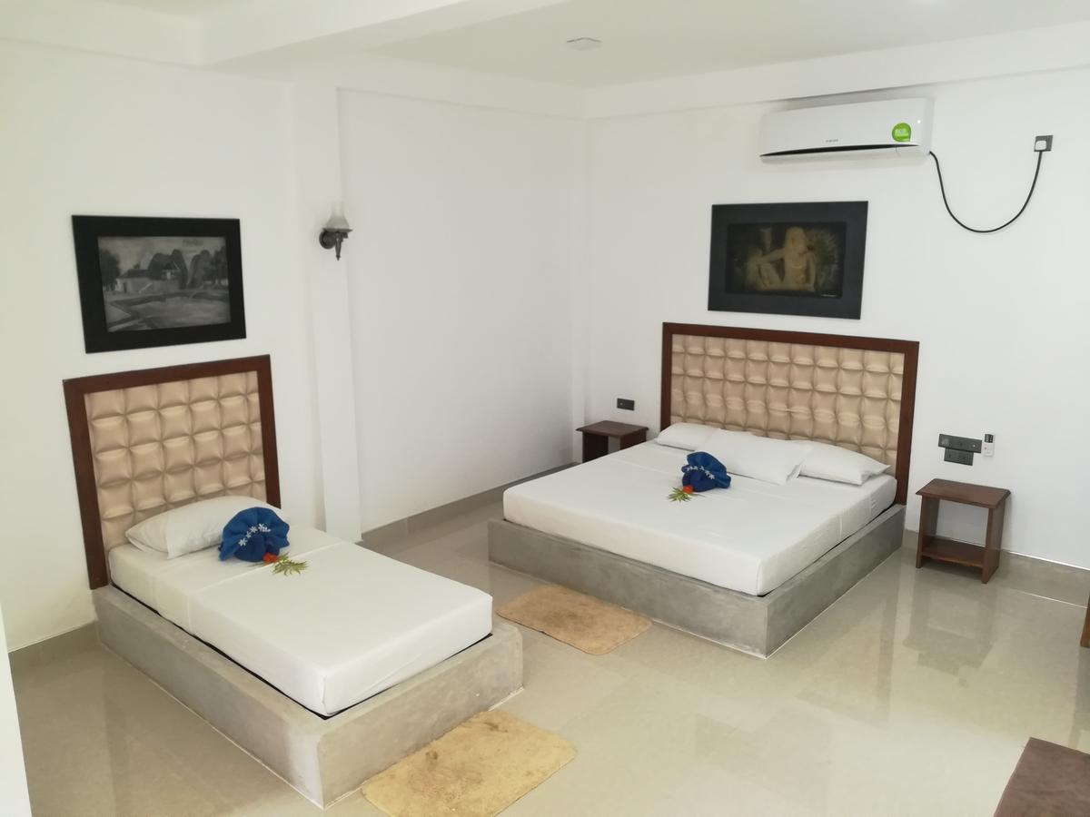 Margosa Lake Resort Anuradhapura Dış mekan fotoğraf