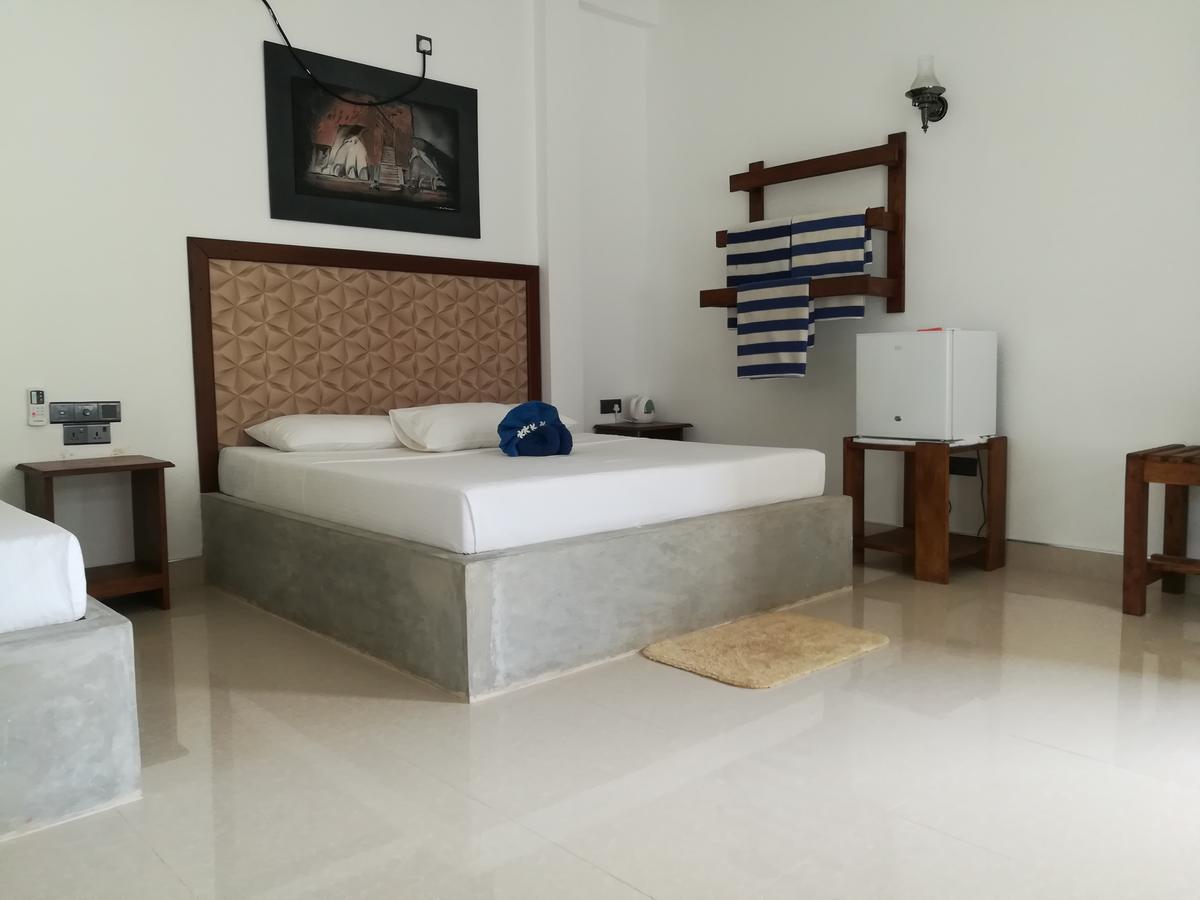 Margosa Lake Resort Anuradhapura Dış mekan fotoğraf
