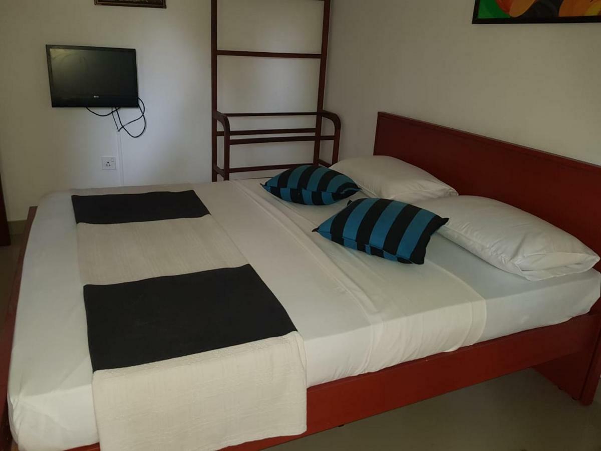 Margosa Lake Resort Anuradhapura Dış mekan fotoğraf